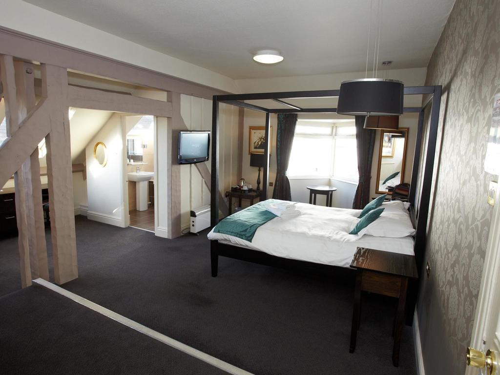 Lion And Swan Hotel Конґлтон Екстер'єр фото
